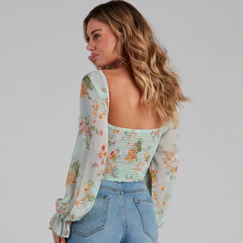Floral Chiffon Crop Top - Picture 2 of 10